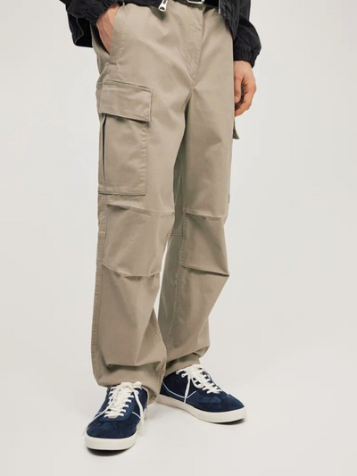 TrailFlex™ – Der ultimative Cargo-Jogger für jeden Abenteurer